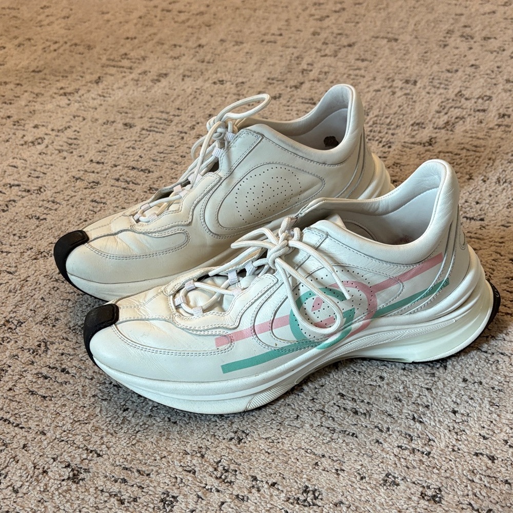 Gucci sneakers limited edition